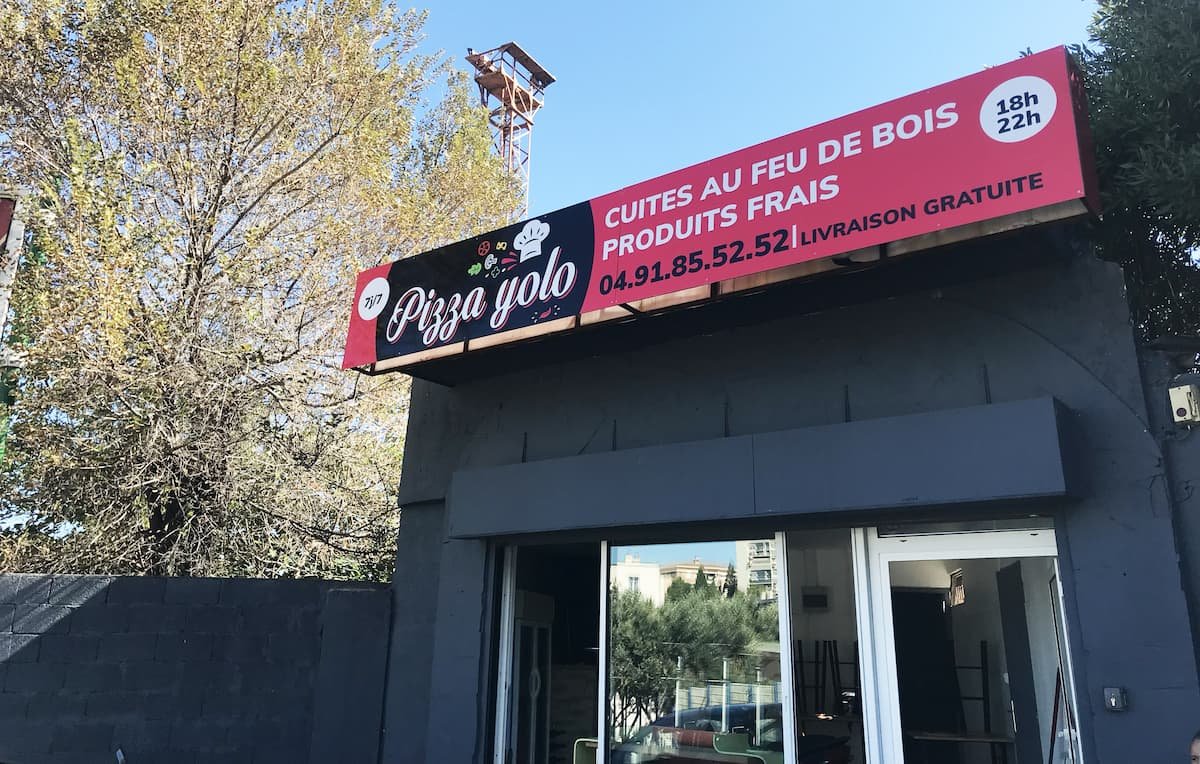 Devanture-pizza-yolo-marseille
