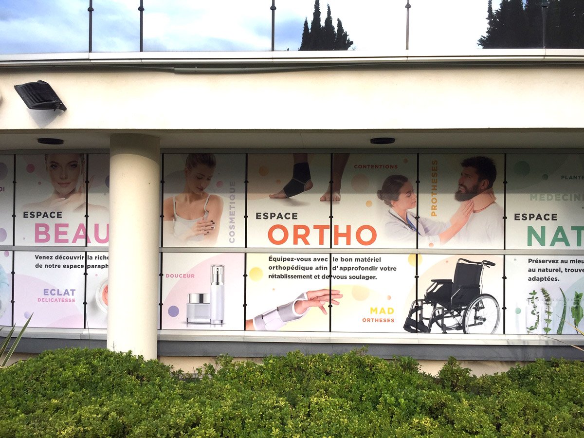 covering-vitrine-pharmacie-2