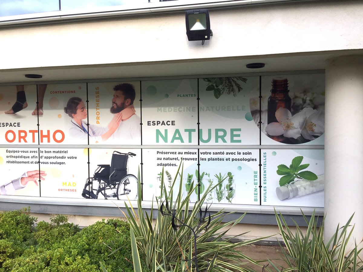 covering-vitrine-pharmacie-3