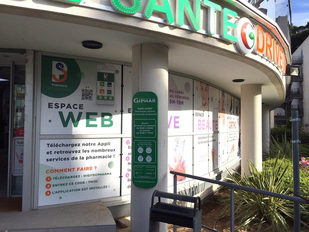 covering-vitrine-pharmacie-5