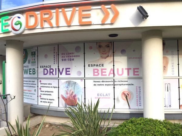 Covering-vitrine communication visuelle